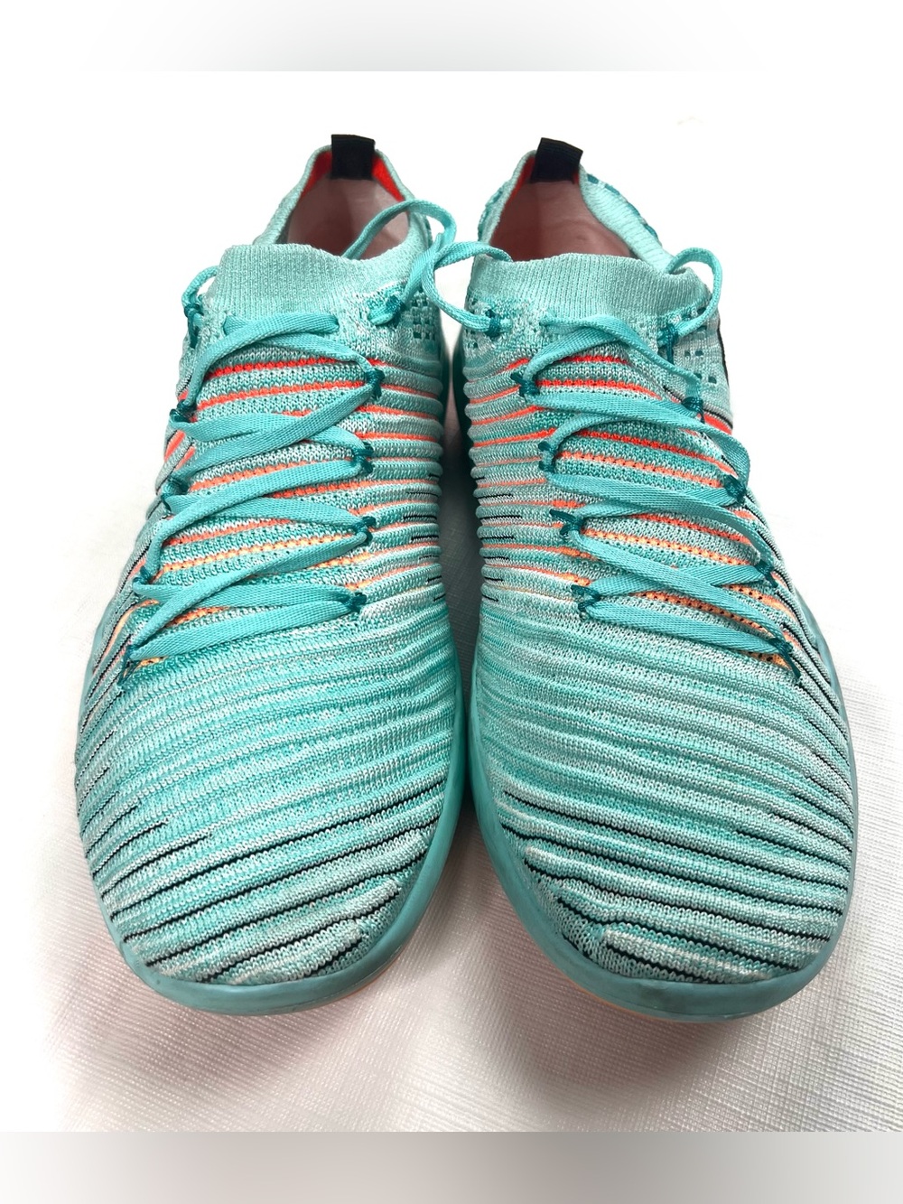 Nike Womens Free Transform Flyknit Sneaker Turquoise Size 7 Running Shoes 833410 - Picture 2 of 10